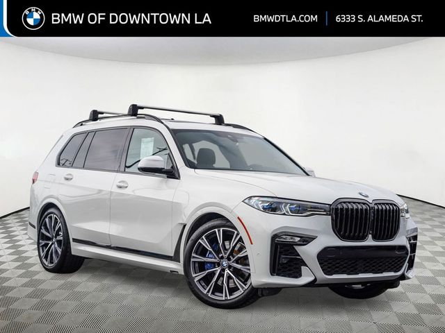 2021 BMW X7 M50i