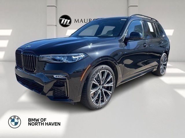 2021 BMW X7 M50i