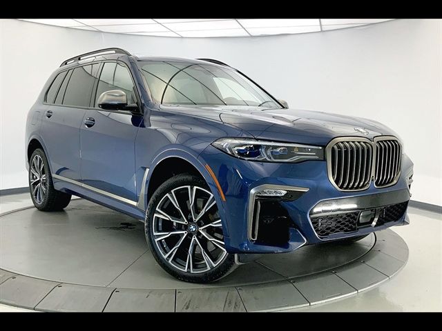 2021 BMW X7 M50i