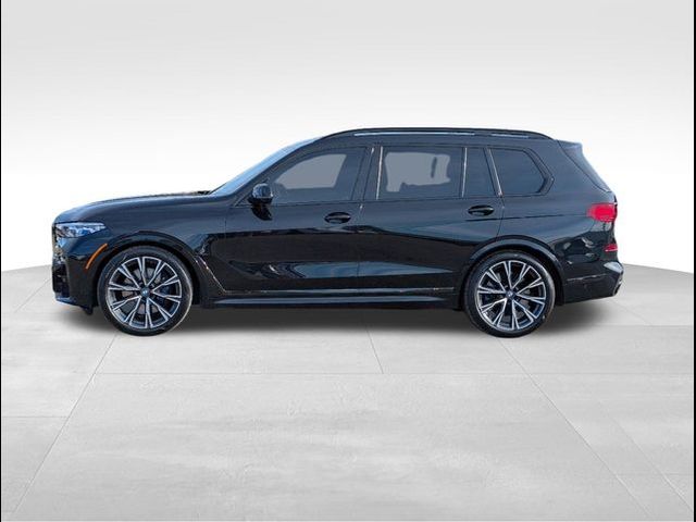 2021 BMW X7 M50i
