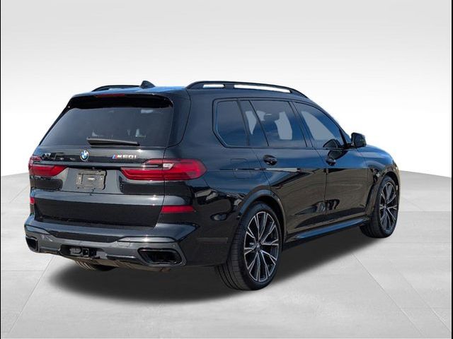 2021 BMW X7 M50i