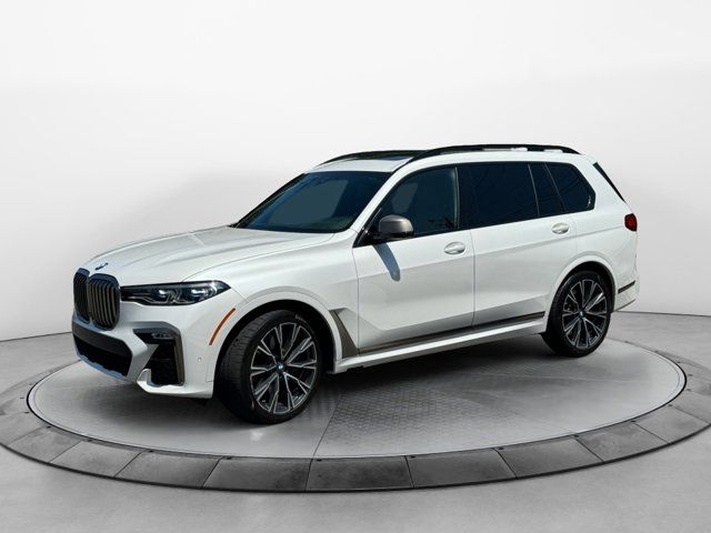 2021 BMW X7 M50i