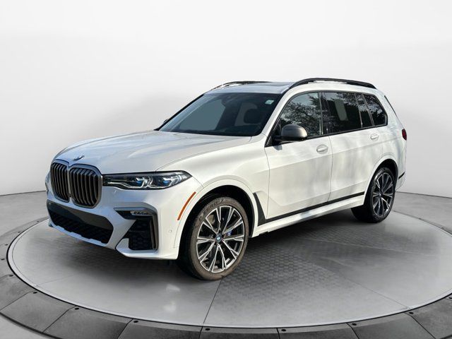 2021 BMW X7 M50i