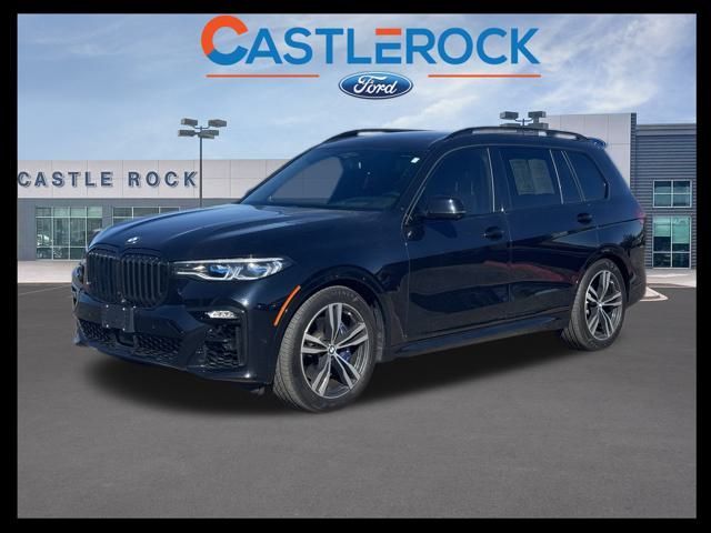 2021 BMW X7 M50i