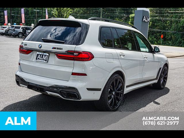 2021 BMW X7 M50i