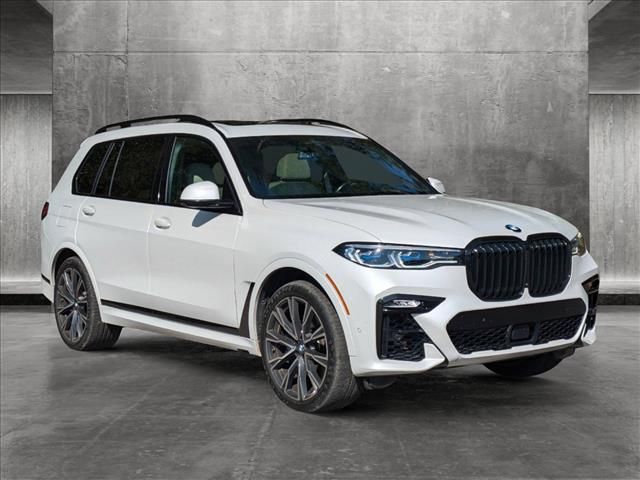 2021 BMW X7 M50i