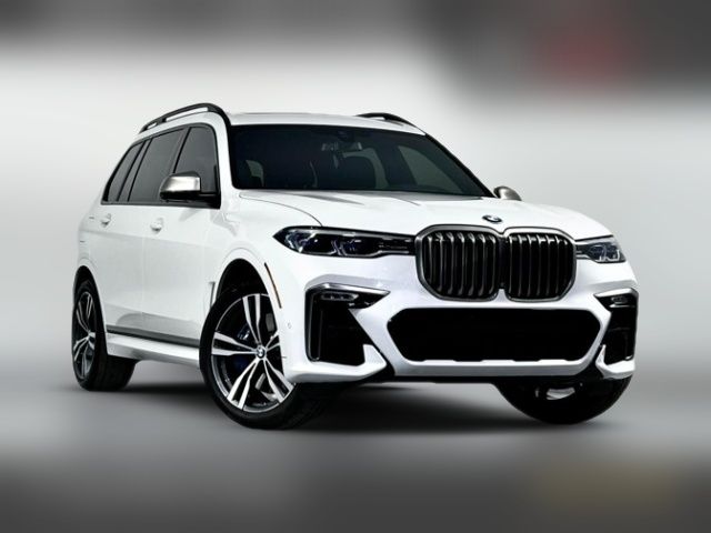 2021 BMW X7 M50i