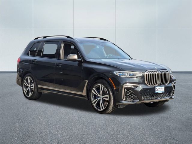 2021 BMW X7 M50i