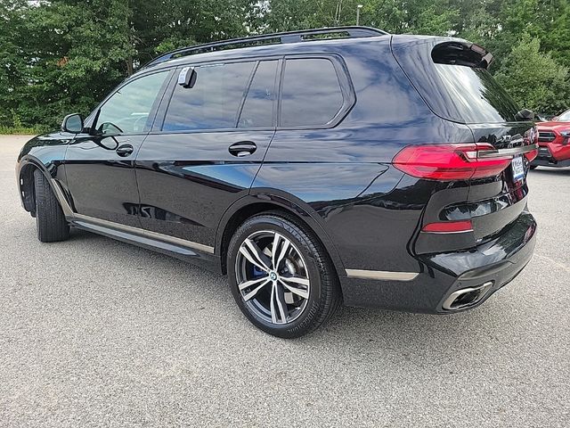 2021 BMW X7 M50i