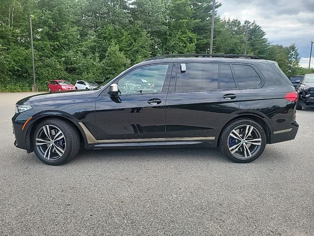 2021 BMW X7 M50i