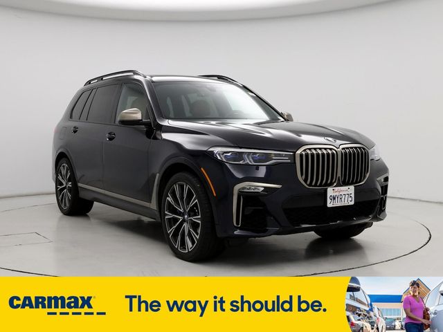 2021 BMW X7 M50i