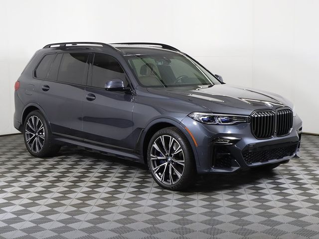 2021 BMW X7 M50i