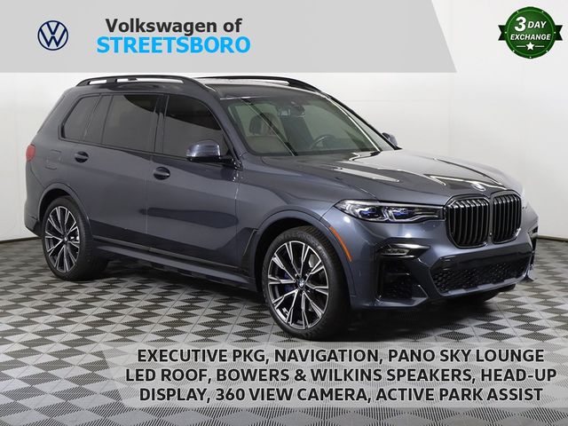 2021 BMW X7 M50i