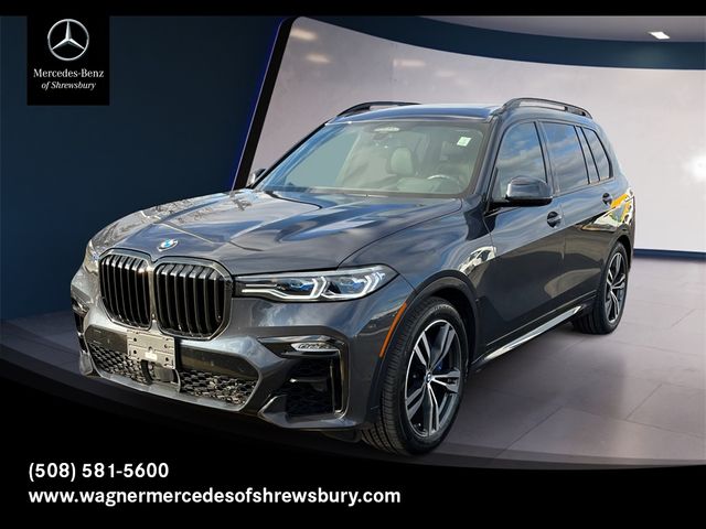 2021 BMW X7 M50i