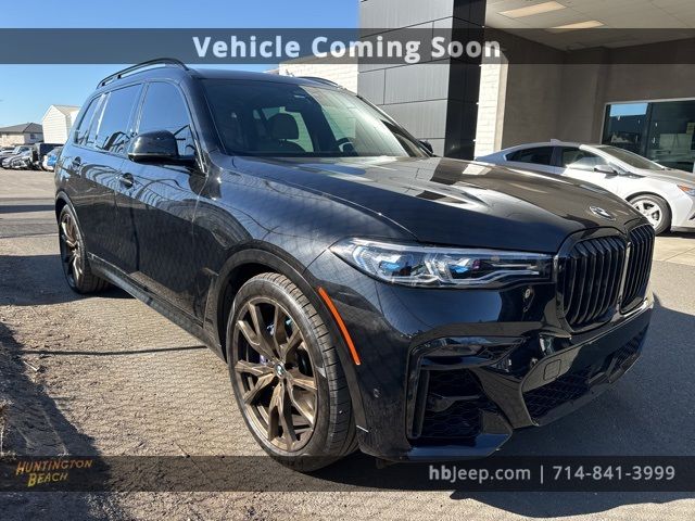 2021 BMW X7 M50i