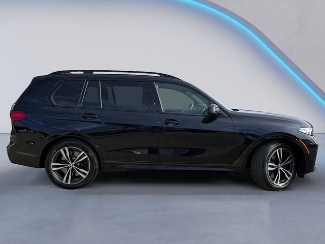 2021 BMW X7 M50i