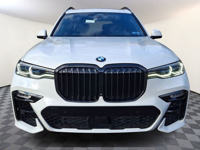 2021 BMW X7 M50i