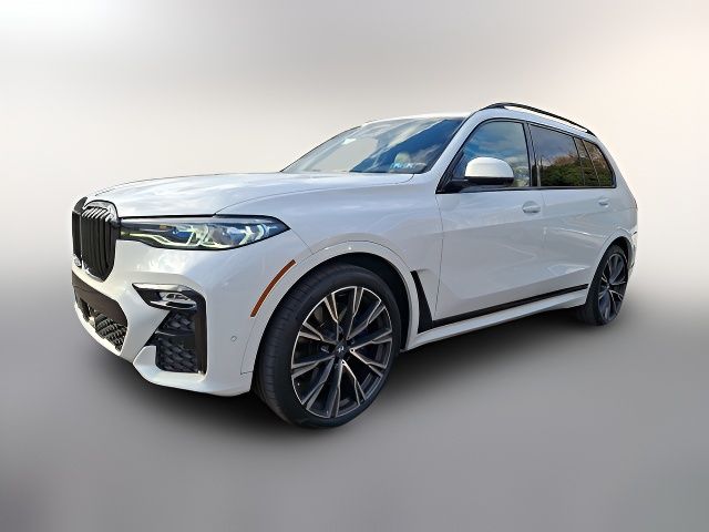 2021 BMW X7 M50i