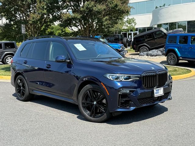 2021 BMW X7 M50i