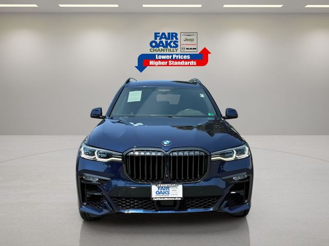 2021 BMW X7 M50i