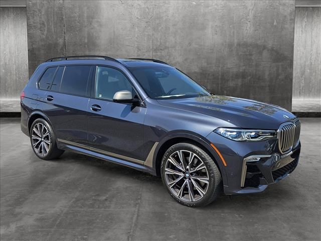 2021 BMW X7 M50i