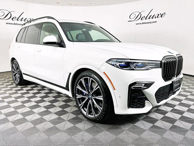 2021 BMW X7 M50i