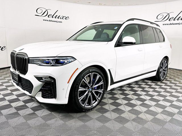 2021 BMW X7 M50i