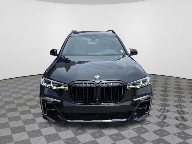 2021 BMW X7 M50i