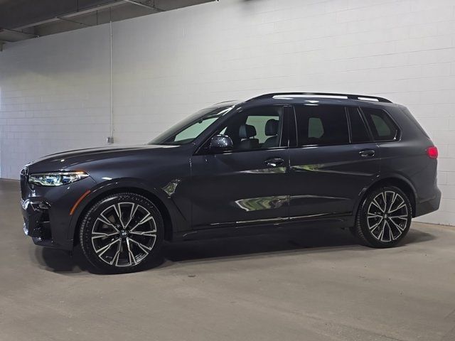 2021 BMW X7 M50i