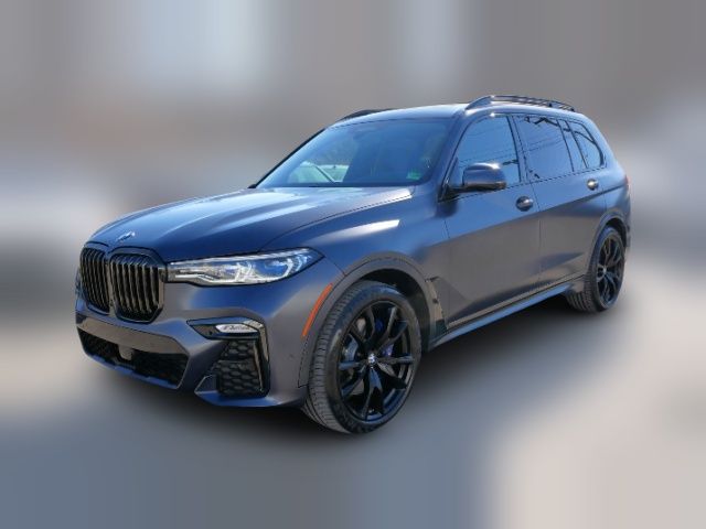 2021 BMW X7 M50i