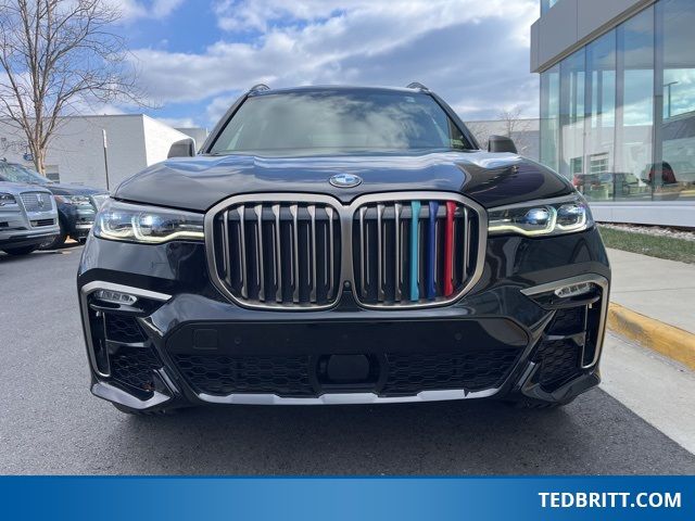 2021 BMW X7 M50i