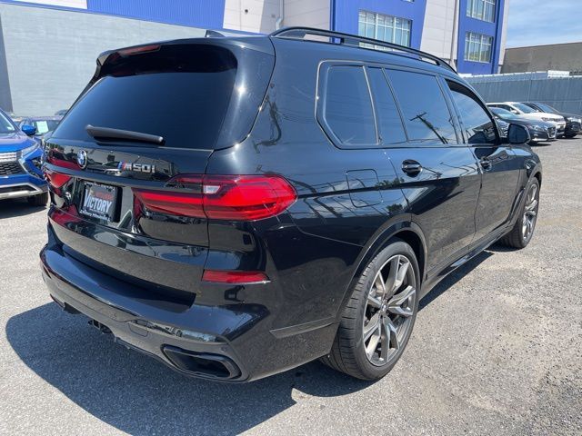 2021 BMW X7 M50i