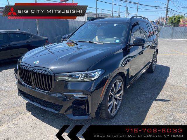 2021 BMW X7 M50i