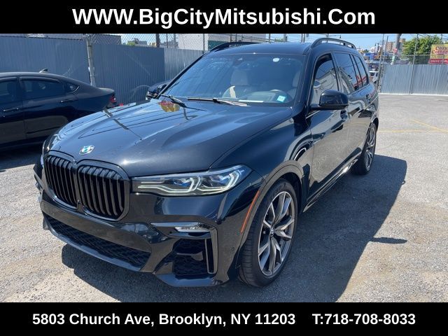 2021 BMW X7 M50i