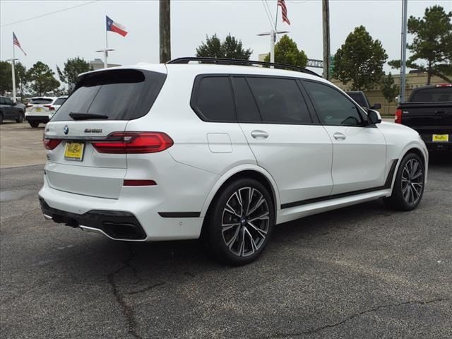 2021 BMW X7 M50i