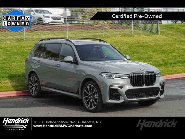 2021 BMW X7 M50i