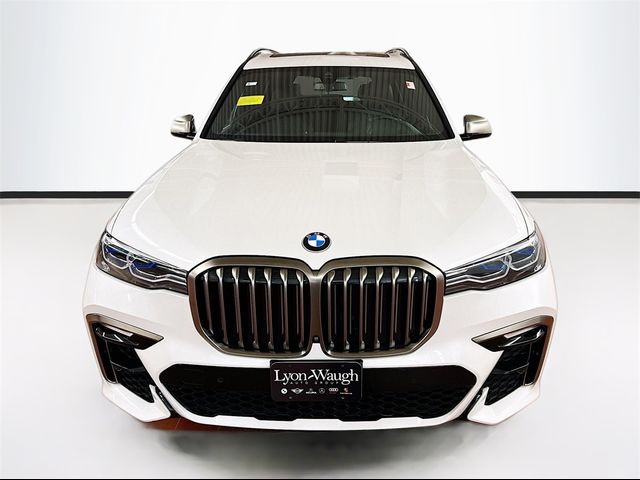 2021 BMW X7 M50i