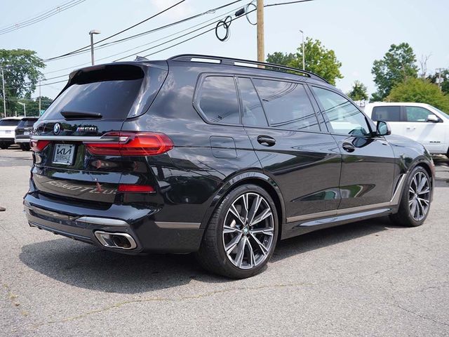 2021 BMW X7 M50i