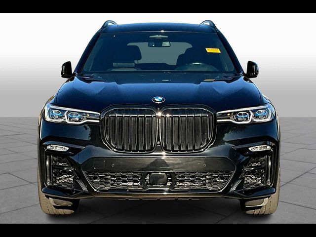 2021 BMW X7 M50i