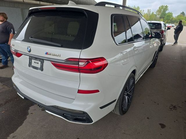 2021 BMW X7 M50i