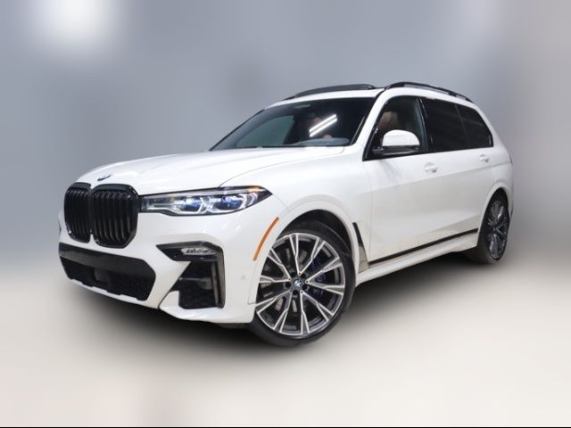 2021 BMW X7 M50i