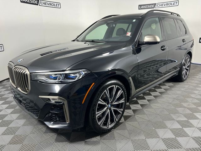 2021 BMW X7 M50i