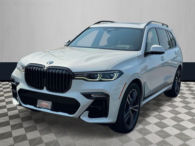 2021 BMW X7 M50i