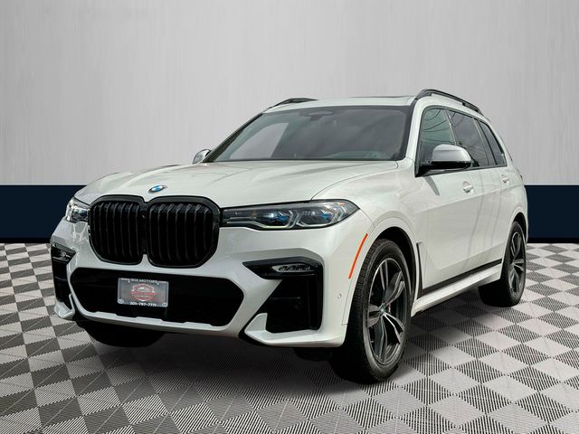 2021 BMW X7 M50i