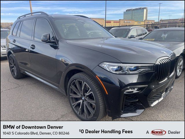 2021 BMW X7 M50i