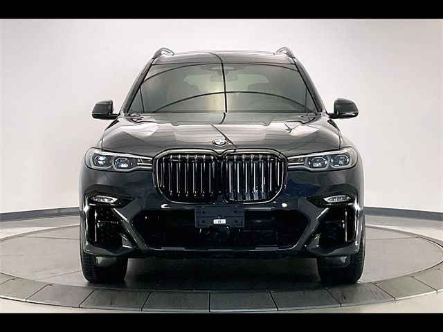 2021 BMW X7 M50i