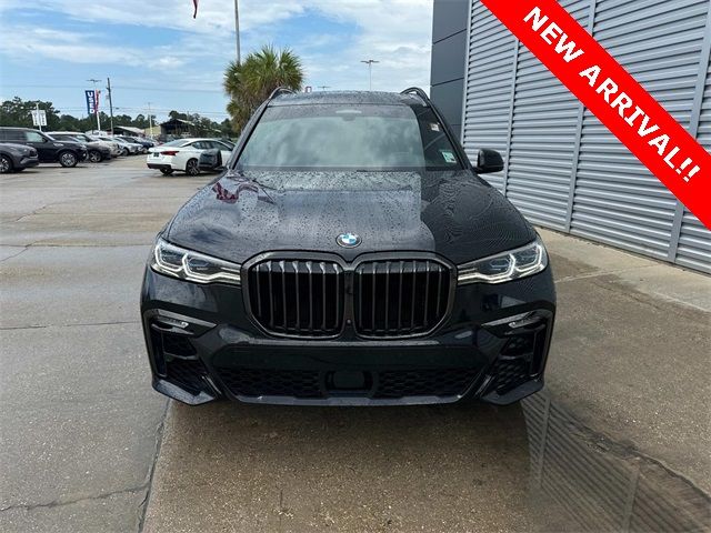 2021 BMW X7 M50i