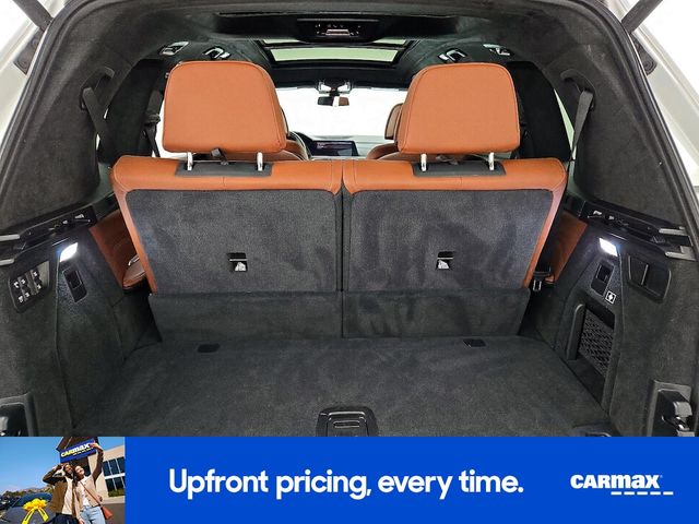2021 BMW X7 M50i