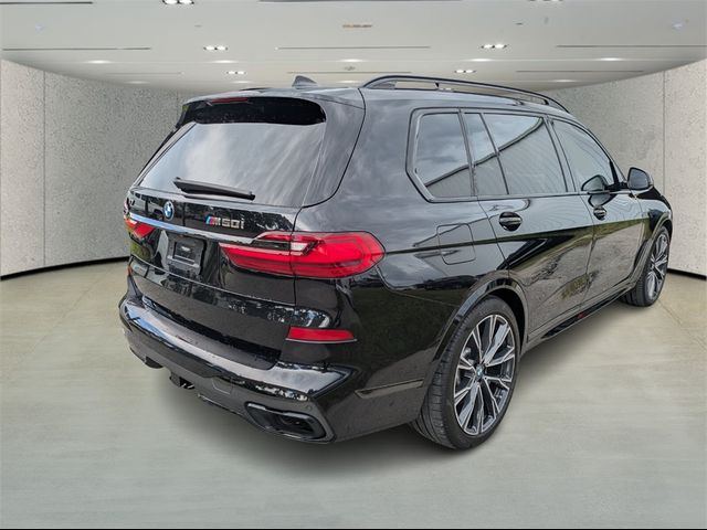 2021 BMW X7 M50i