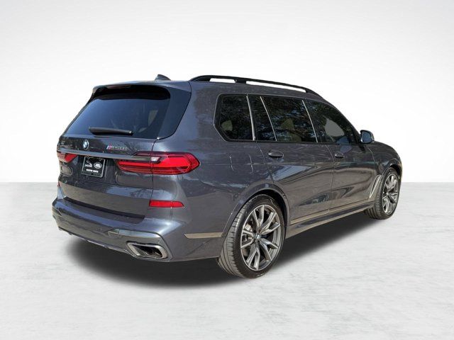 2021 BMW X7 M50i